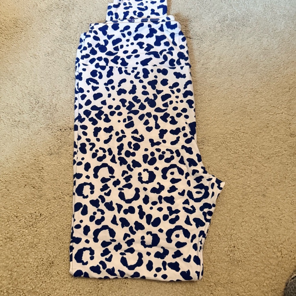 LuLaRoe Blue and White Leopard Print Leggings